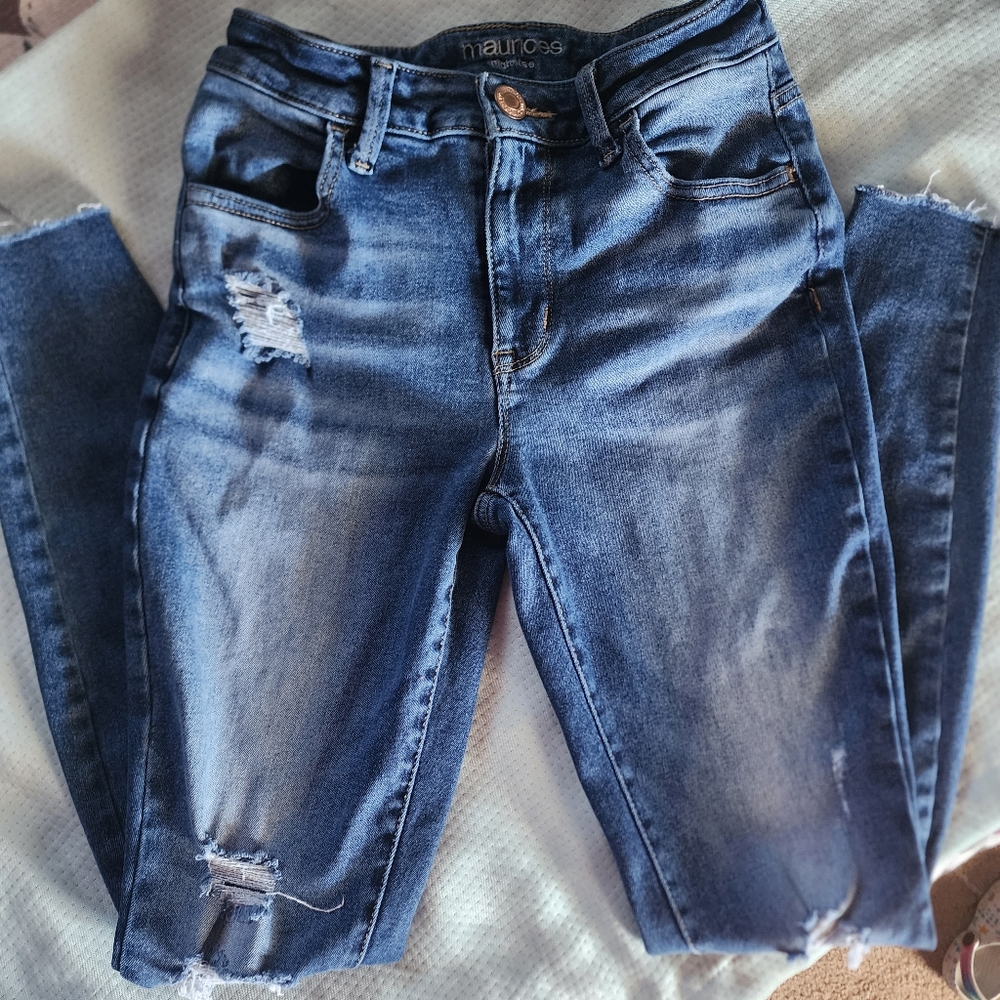 Maurices  high-rise XS skinny blue jeans